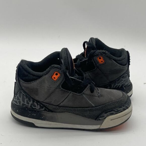 Kids Size 7 C Nike Air Jordan 3 Retro DM0968-080 Gray Lace-Up Sneaker Shoes - Picture 5 of 8